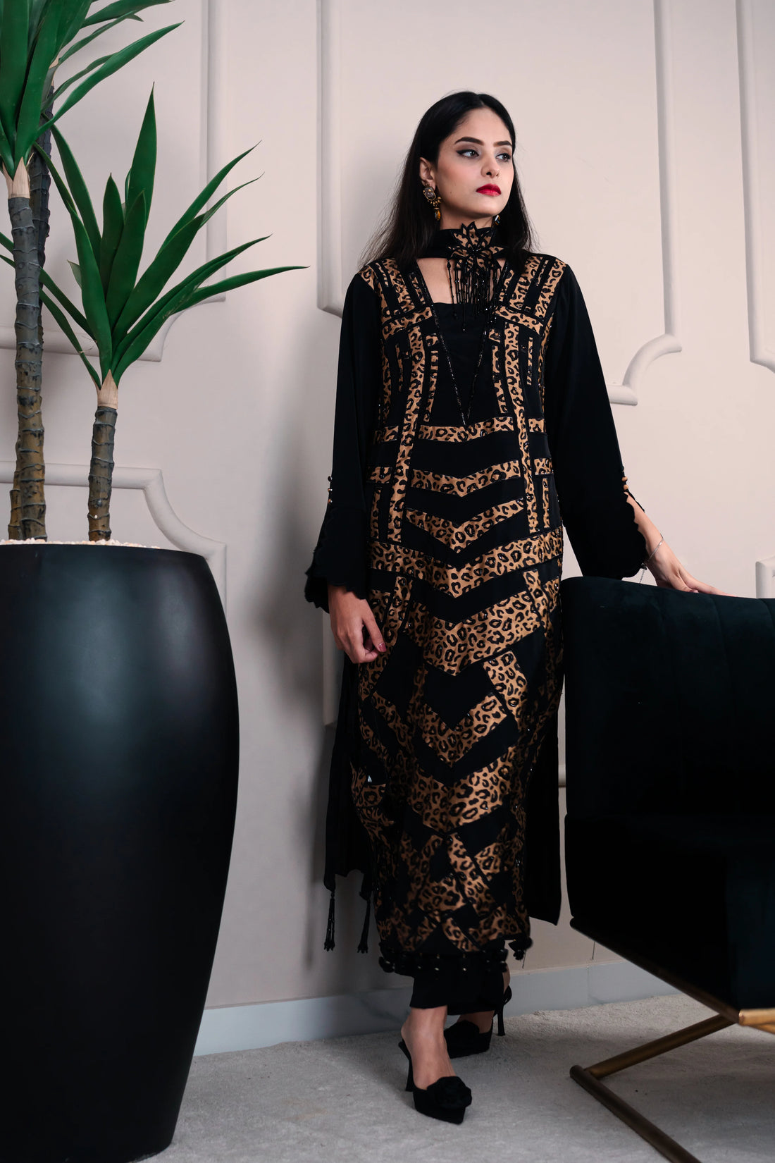 3 Piece Stiched Black Pure Silk Suit (Pret)