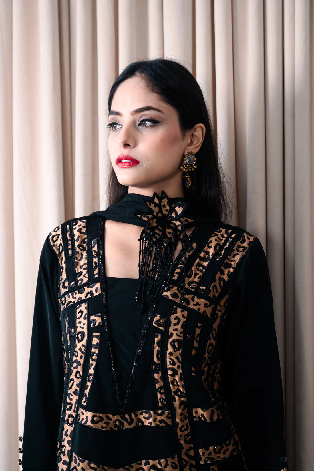 3 Piece Stiched Black Pure Silk Suit (Pret)