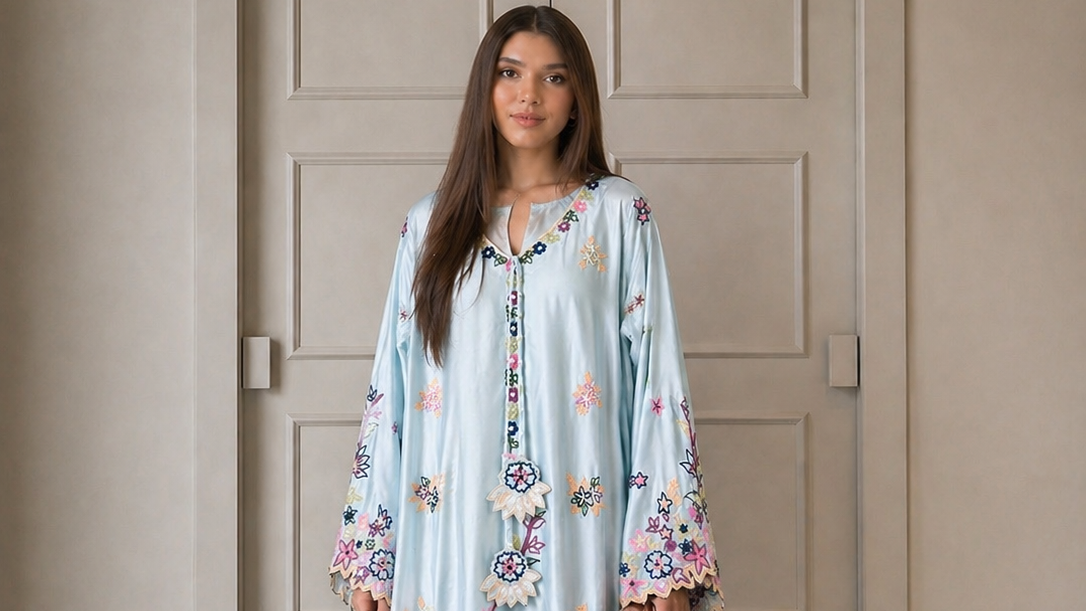 Elegant Floral Embroidered Kaftans for Women – Pastel Blue & Blush Pink Cotton Kaftan Dresses