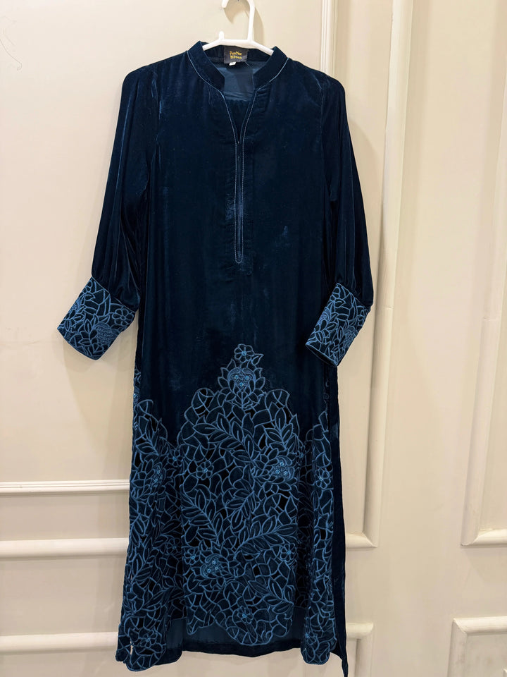 3 Piece Stiched Blue Velvet Suit (Pret)