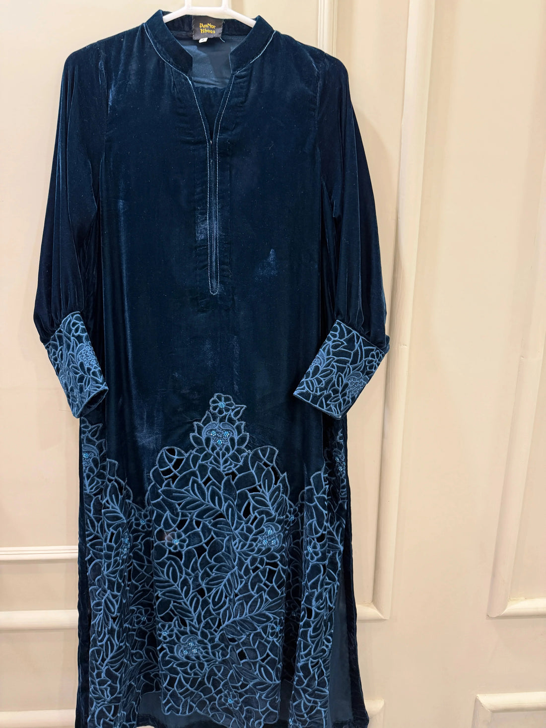 3 Piece Stiched Blue Velvet Suit (Pret)