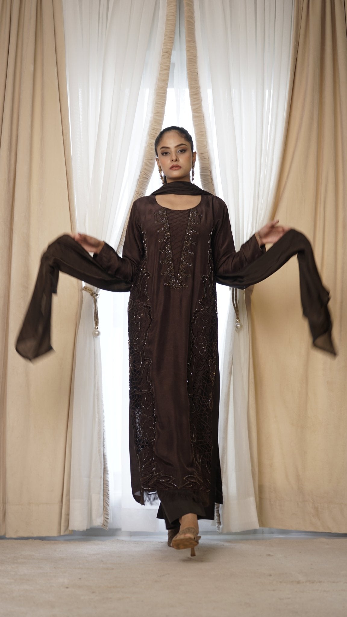 Gul - e - Noor - AMNOR KHAAS