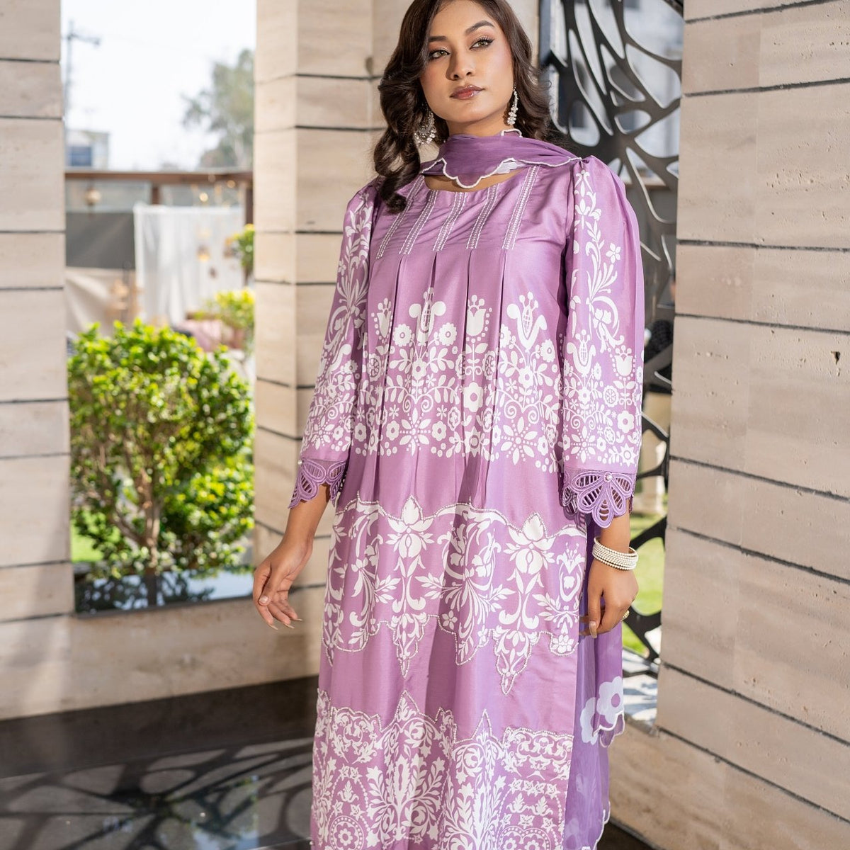 3 Piece Stiched Rana Printed Raw Silk Suit (Pret) – AMNOR KHAAS