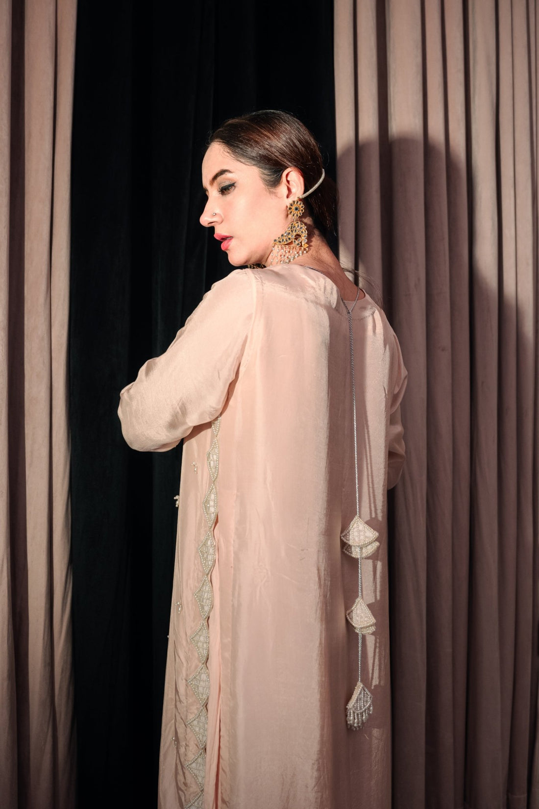 Mahgul - AMNOR KHAAS