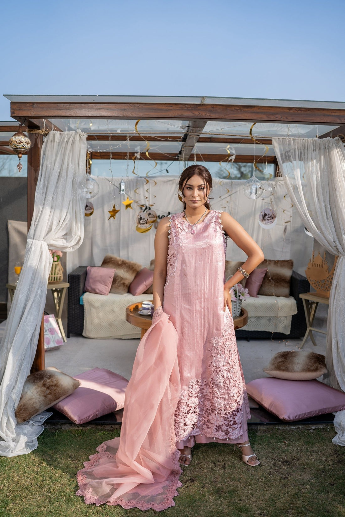 Seirra - AMNOR KHAAS